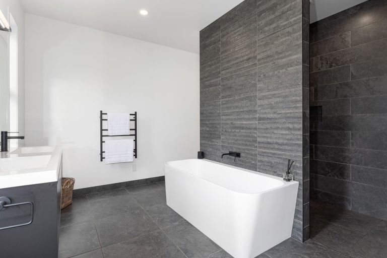 Photo of property in 69 Burke Road, Wainui, Opotiki, 3198