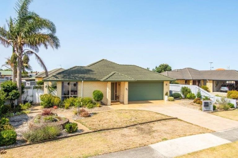 Photo of property in 23 Marshwood Place, Papamoa Beach, Papamoa, 3118