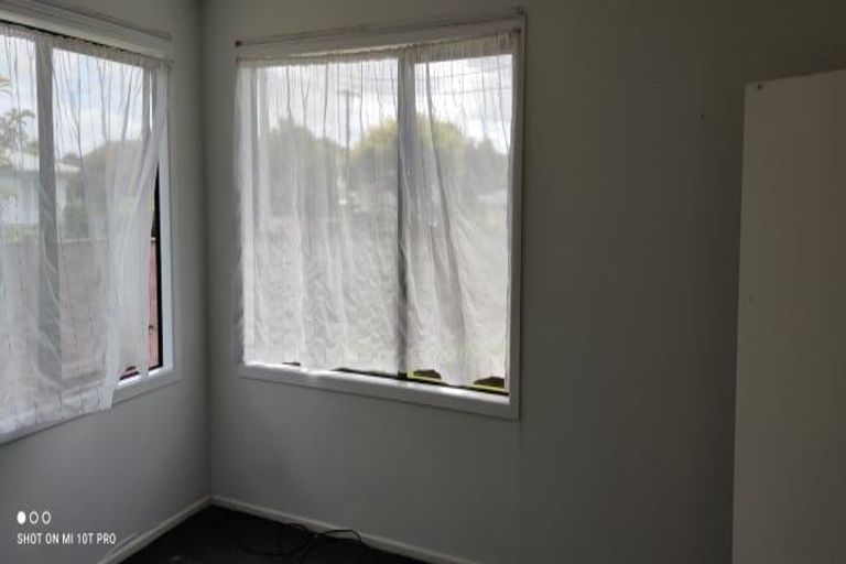 Photo of property in 12 Dolphin Street, Pakuranga, Auckland, 2010