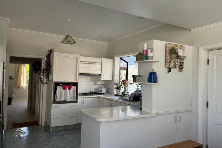 Photo of property in 48 Te Mata Road, Havelock North, 4130