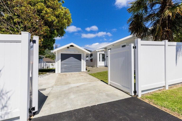 Photo of property in 9 Emano Street, Toi Toi, Nelson, 7010