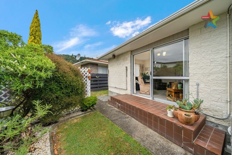 Photo of property in 1/265 Stokes Valley Road, Stokes Valley, Lower Hutt, 5019