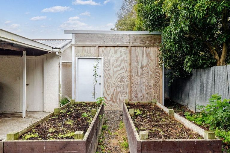 Photo of property in 5 Hartley Place, Awapuni, Palmerston North, 4412