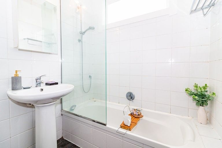 Photo of property in 5 Koromiko Road, Gonville, Whanganui, 4501