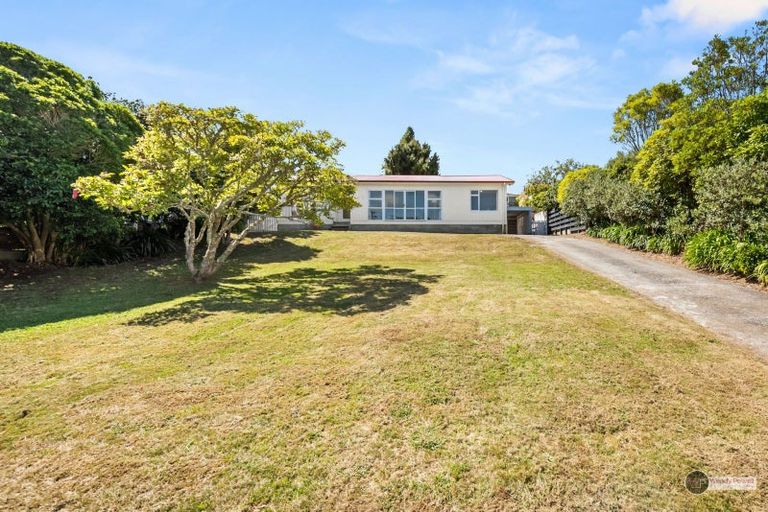 Photo of property in 23 Dowling Grove, Silverstream, Upper Hutt, 5019