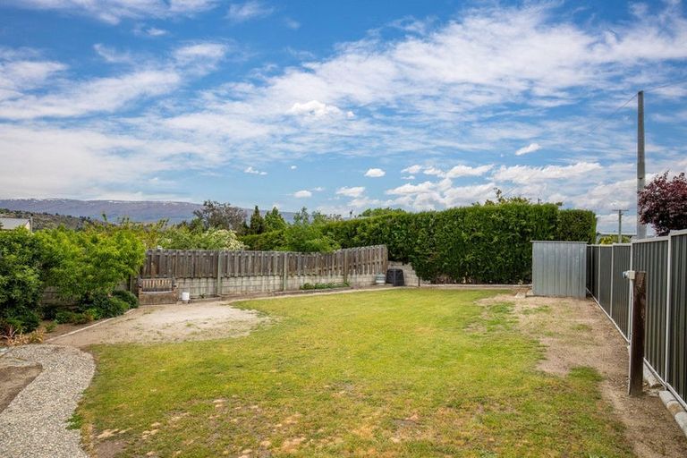 Photo of property in 2 Royal Terrace, Alexandra, 9320