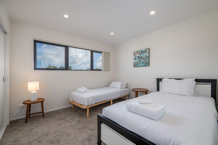 Photo of property in 6/43b Waimumu Road, Massey, Auckland, 0614