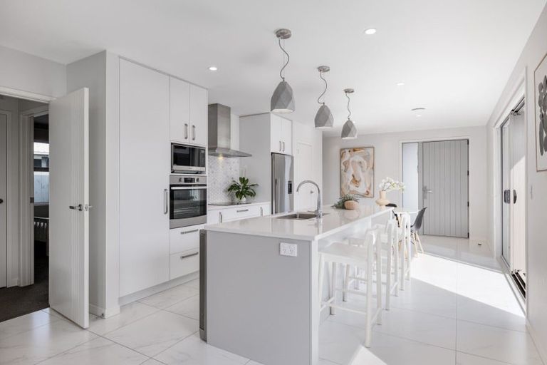 Photo of property in 19 Taioma Close, Papamoa, 3118