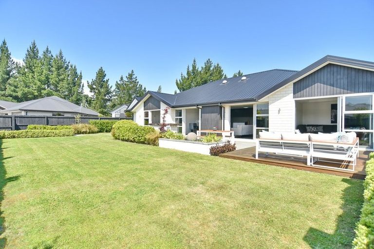 Photo of property in 53 Dunlops Crescent, Bottle Lake, Christchurch, 8083