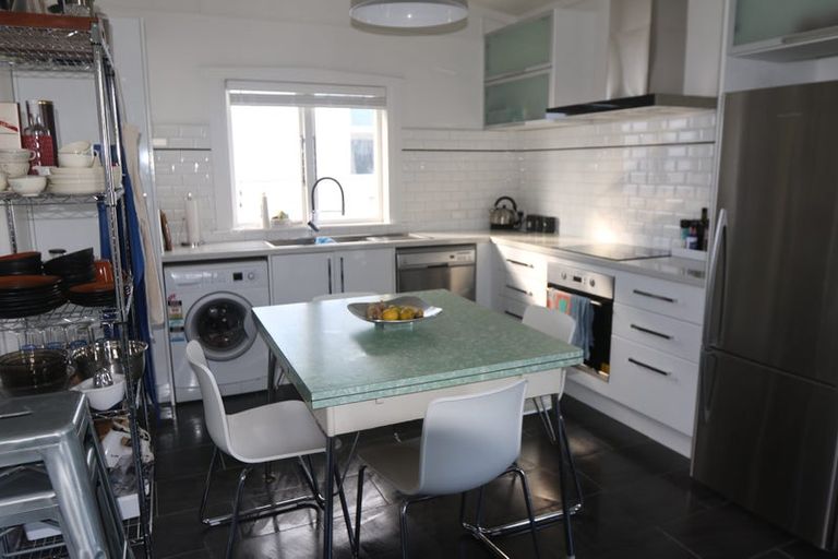 Photo of property in 44 Queen Street, Petone, Lower Hutt, 5012