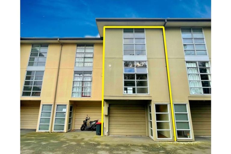 Photo of property in 8/440 Barbadoes Street, Edgeware, Christchurch, 8013