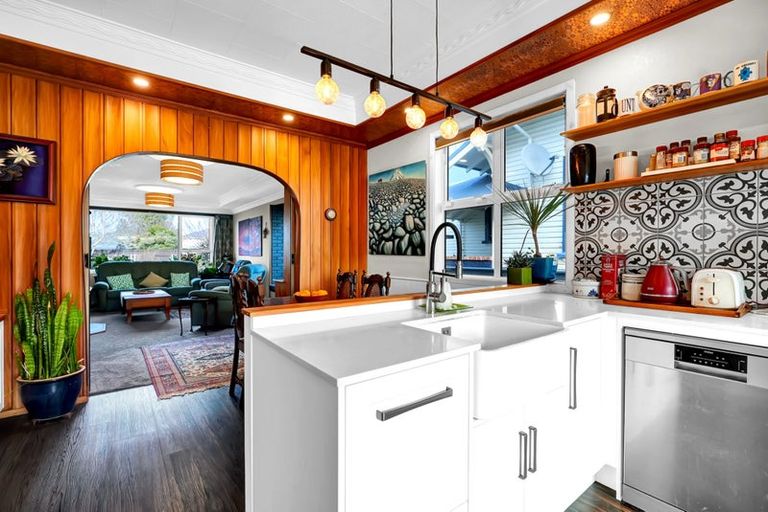 Photo of property in 79 Argyle Street, Hawera, 4610