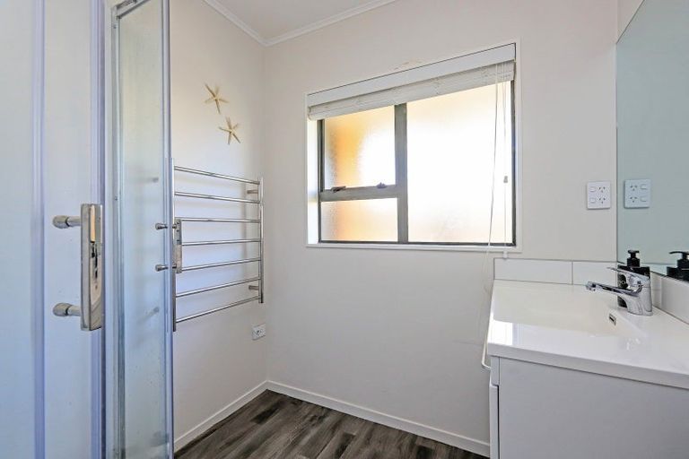 Photo of property in 1/24 King Street, Taradale, Napier, 4112