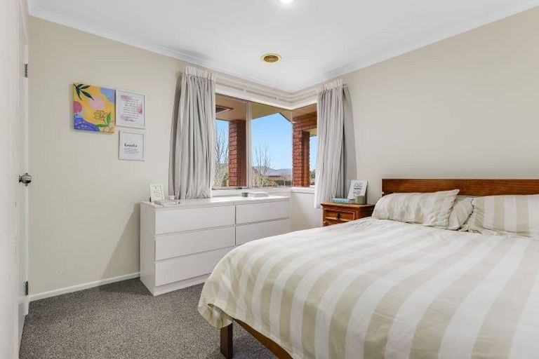 Photo of property in 16 Trinidad Place, Flagstaff, Hamilton, 3210