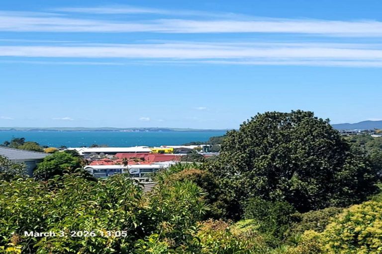 Photo of property in 45 Woodlands Crescent, Browns Bay, Auckland, 0630