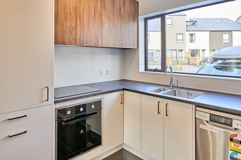 Photo of property in 33/170 Fraser Avenue, Johnsonville, Wellington, 6037