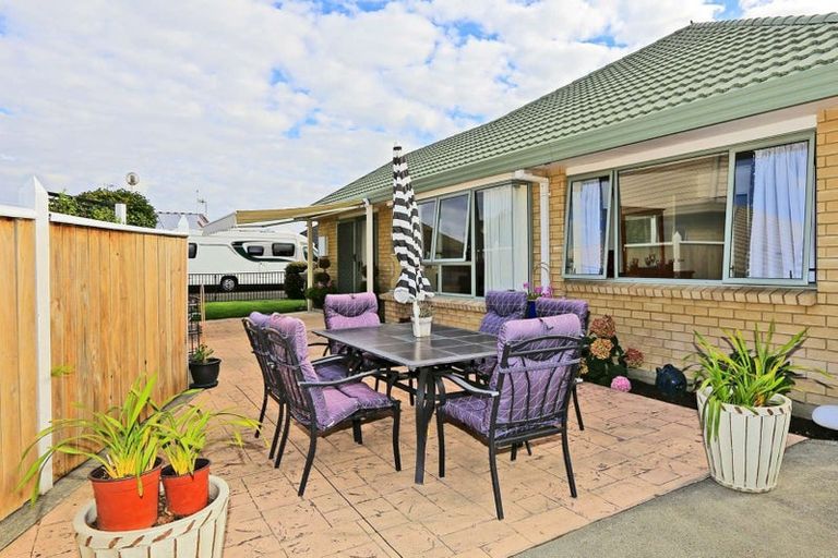 Photo of property in 3/212 Grove Road, Mayfair, Hastings, 4122