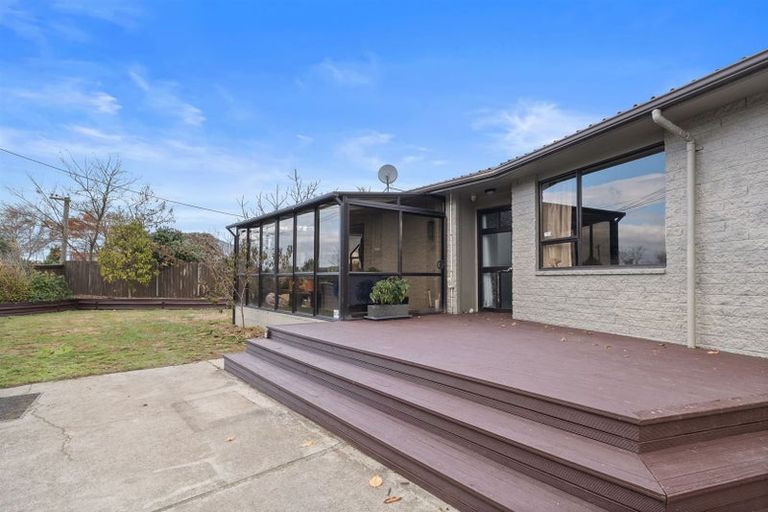 Photo of property in 380 Mairehau Road, Parklands, Christchurch, 8083