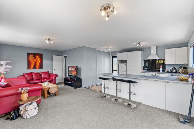 Photo of property in 64 Cuffs Road, Wainoni, Christchurch, 8061