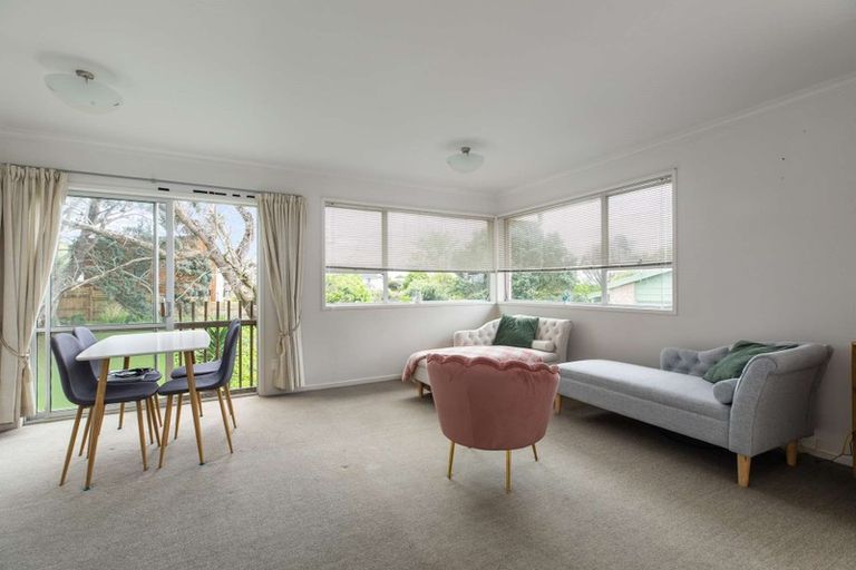 Photo of property in 5/28 Uxbridge Road, Mellons Bay, Auckland, 2014