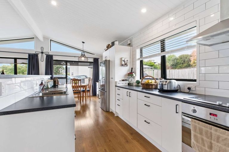 Photo of property in 2a Koromiko Place, Waiuku, 2123