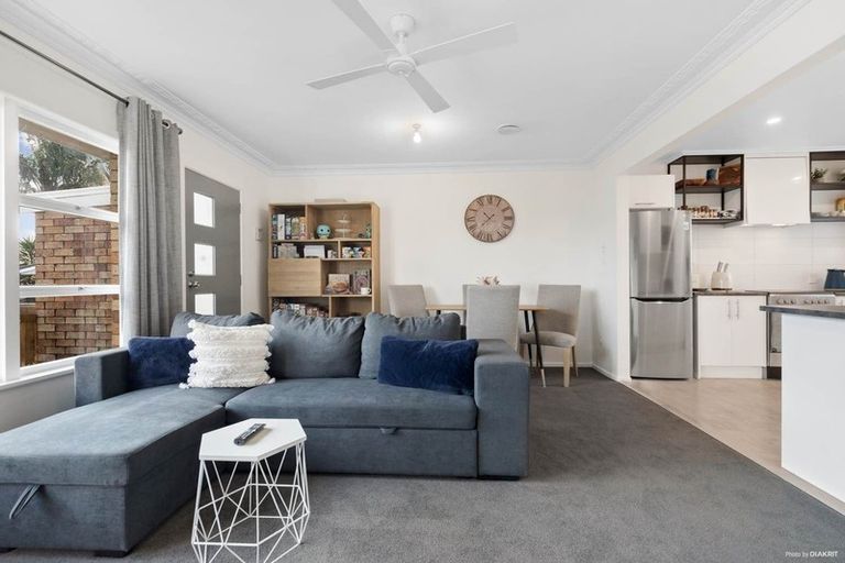 Photo of property in 1/170 Great South Road, Drury, 2113