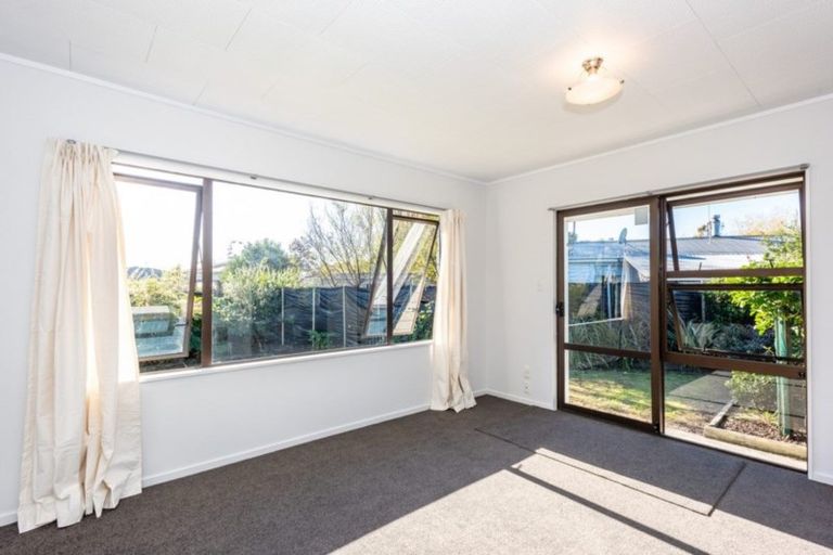 Photo of property in 24 Edelsten Place, Tamarau, Gisborne, 4010