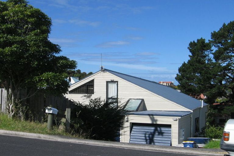 Photo of property in 69 Woodlands Crescent, Browns Bay, Auckland, 0630