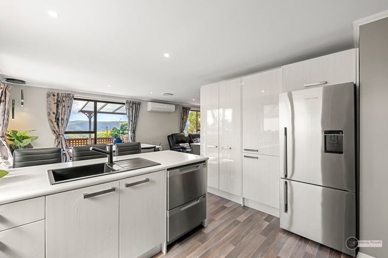 Photo of property in 265 Major Drive, Kelson, Lower Hutt, 5010