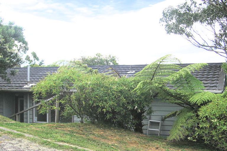 Photo of property in 3b Chancellor Way, Crofton Downs, Wellington, 6035