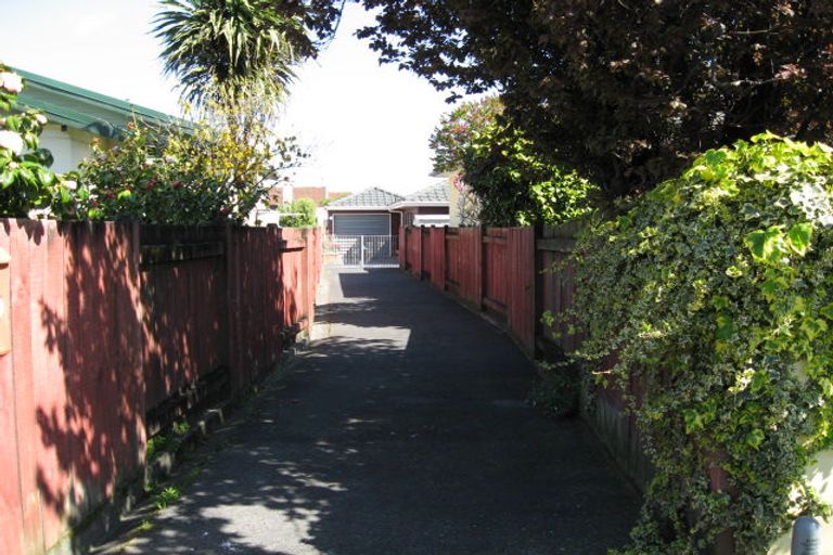 Photo of property in 2/50 Birdwood Road, Waterloo, Lower Hutt, 5011