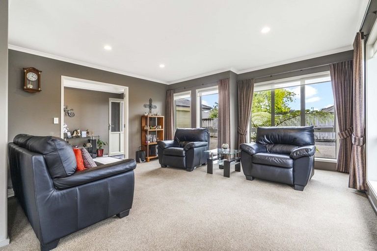 Photo of property in 17 Cranmer Close, Rototuna North, Hamilton, 3210