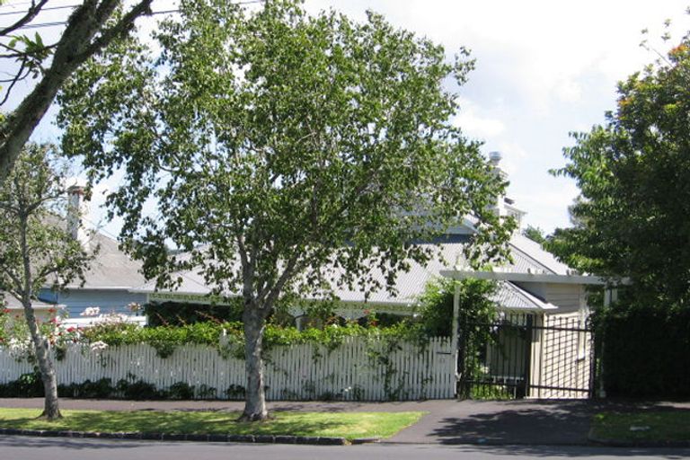 Photo of property in 13 Ohinerau Street, Remuera, Auckland, 1050