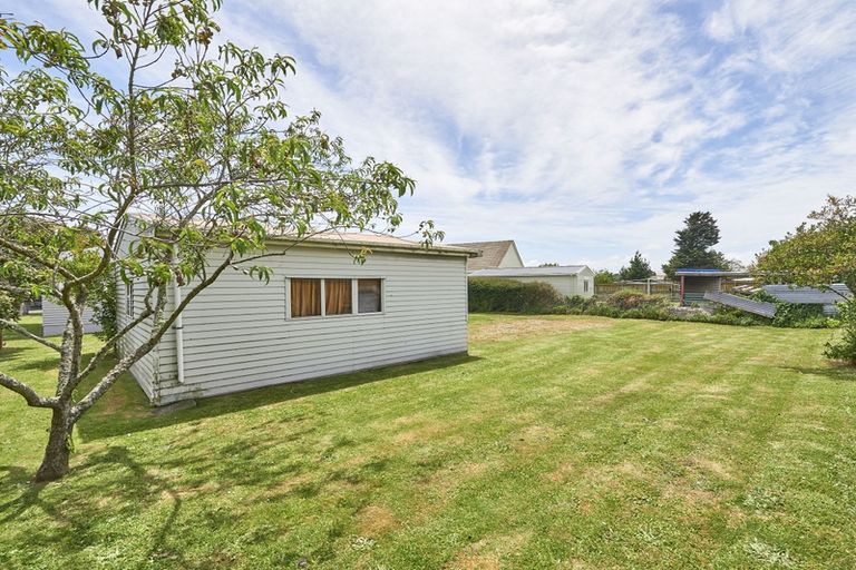 Photo of property in 62 Ellesmere Crescent, Highbury, Palmerston North, 4412
