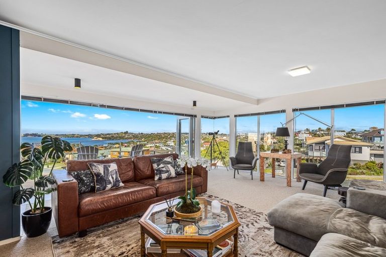 Photo of property in 18 Tamatea Drive, Snells Beach, 0920
