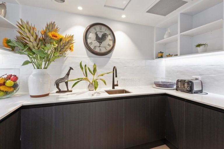 Photo of property in 20 Wai-iti Terrace, Burnside, Christchurch, 8053