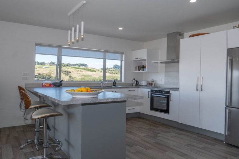 Photo of property in 9 Protea Drive, Cable Bay, 0420