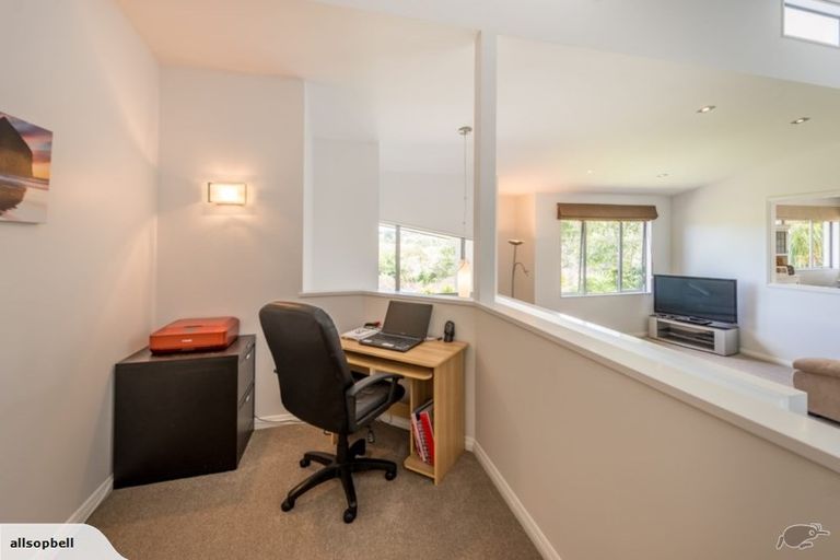 Photo of property in 49 Freshfields Road, Waimauku, 0812