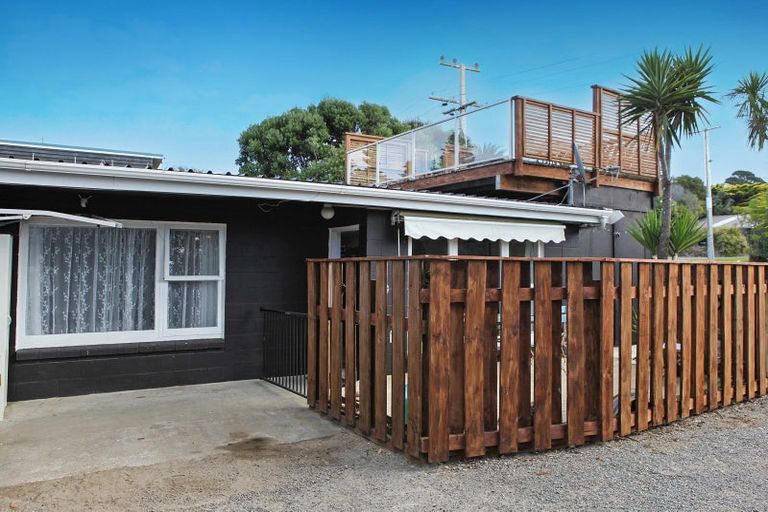 Photo of property in 79a Blue Pacific Parade, Riversdale Beach, Masterton, 5872