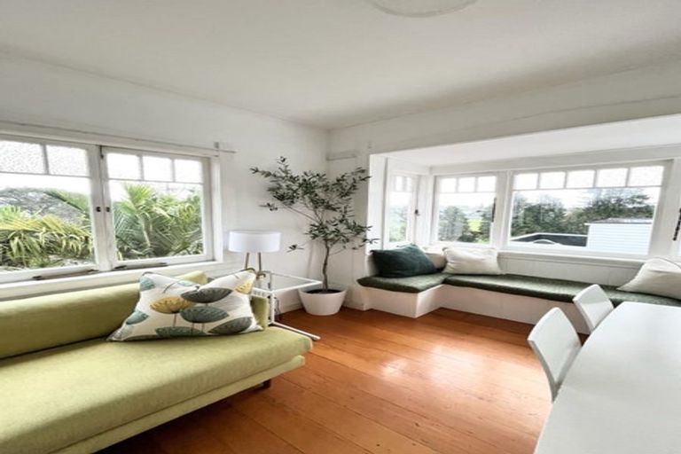 Photo of property in 2/24 West End Road, Herne Bay, Auckland, 1022