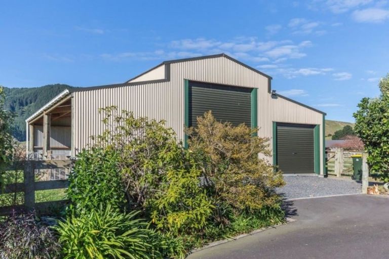 Photo of property in 146 Mcdonald Road, Levin, 5571