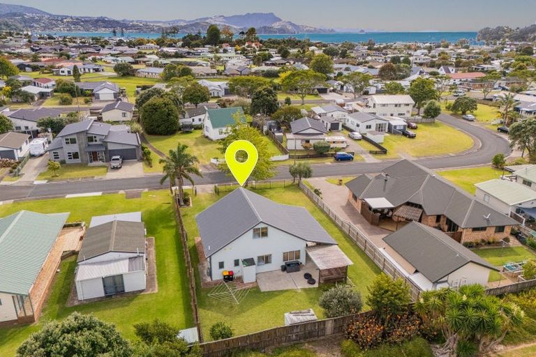 Photo of property in 17 Endeavour Close, Whitianga, 3510