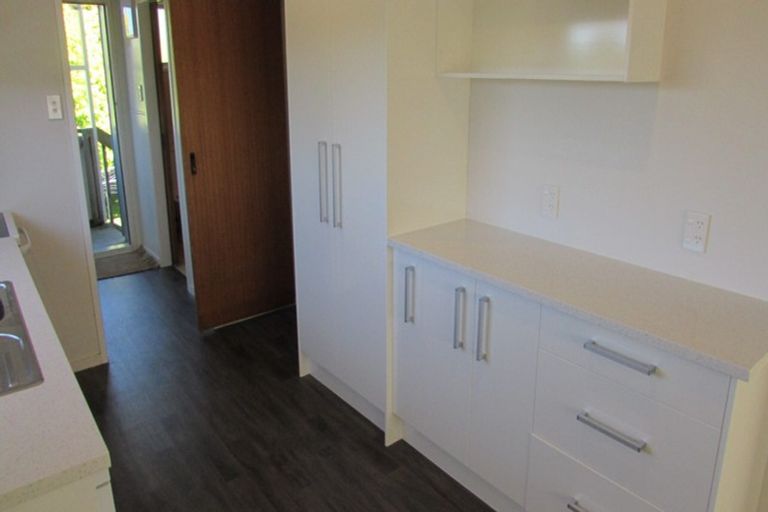 Photo of property in 3 Waari Avenue, Sunnyvale, Auckland, 0612