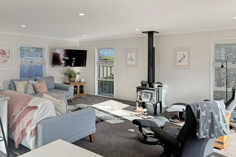 Photo of property in 38a Brookvale Road, Havelock North, 4130