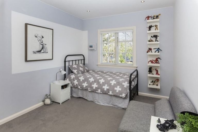 Photo of property in 9 Waiwetu Street, Fendalton, Christchurch, 8052