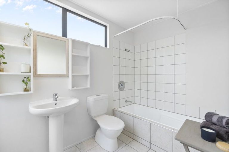 Photo of property in 36 Nottingham Drive, Hamilton East, Hamilton, 3216