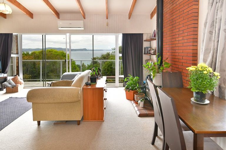 Photo of property in 46 Vipond Road, Stanmore Bay, Whangaparaoa, 0932