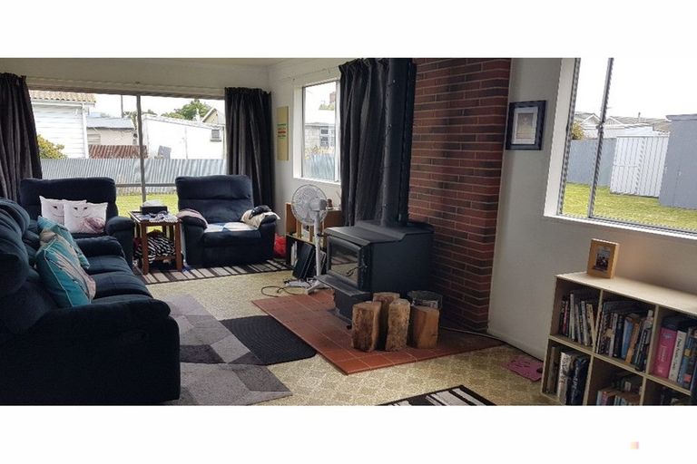 Photo of property in 58 Wilkin Street, Waimate, 7924