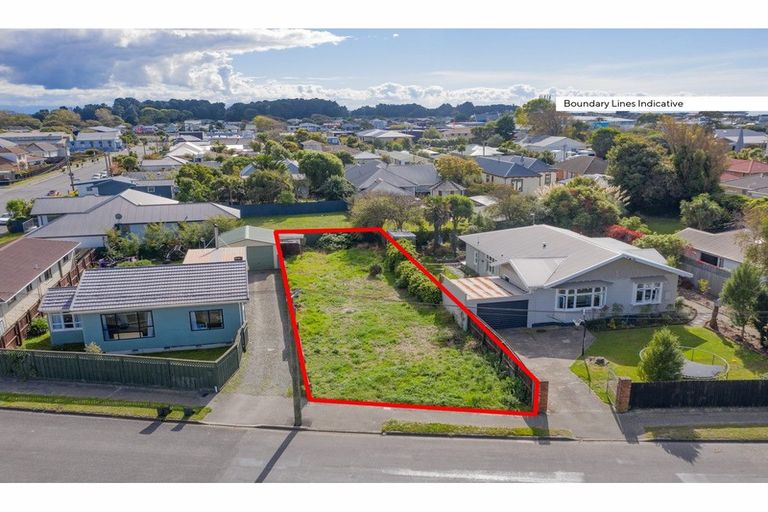 Photo of property in 67 Owles Terrace, New Brighton, Christchurch, 8061