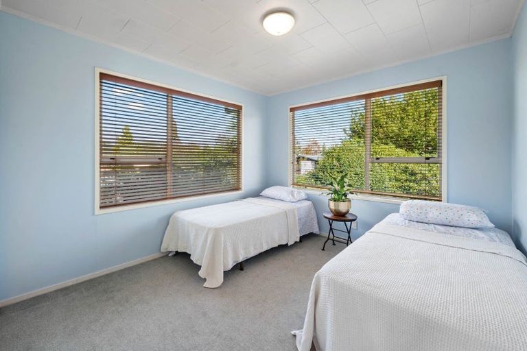 Photo of property in 25 Kinloch Road, Kinloch, Taupo, 3377